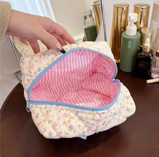 Petal Carry Bag