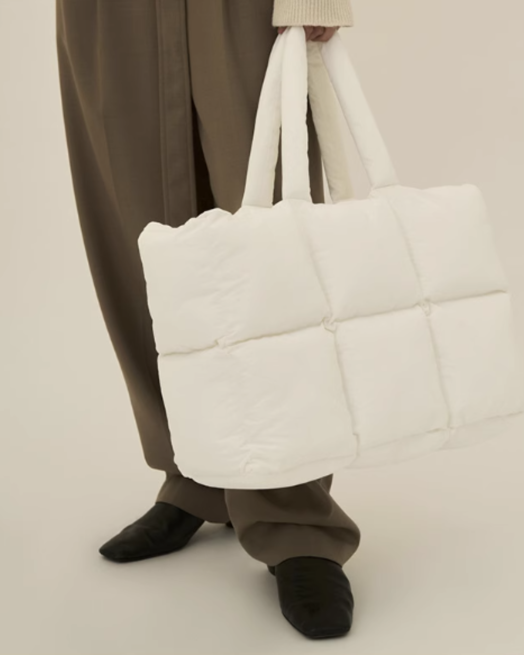 Maison White Puffer Bag