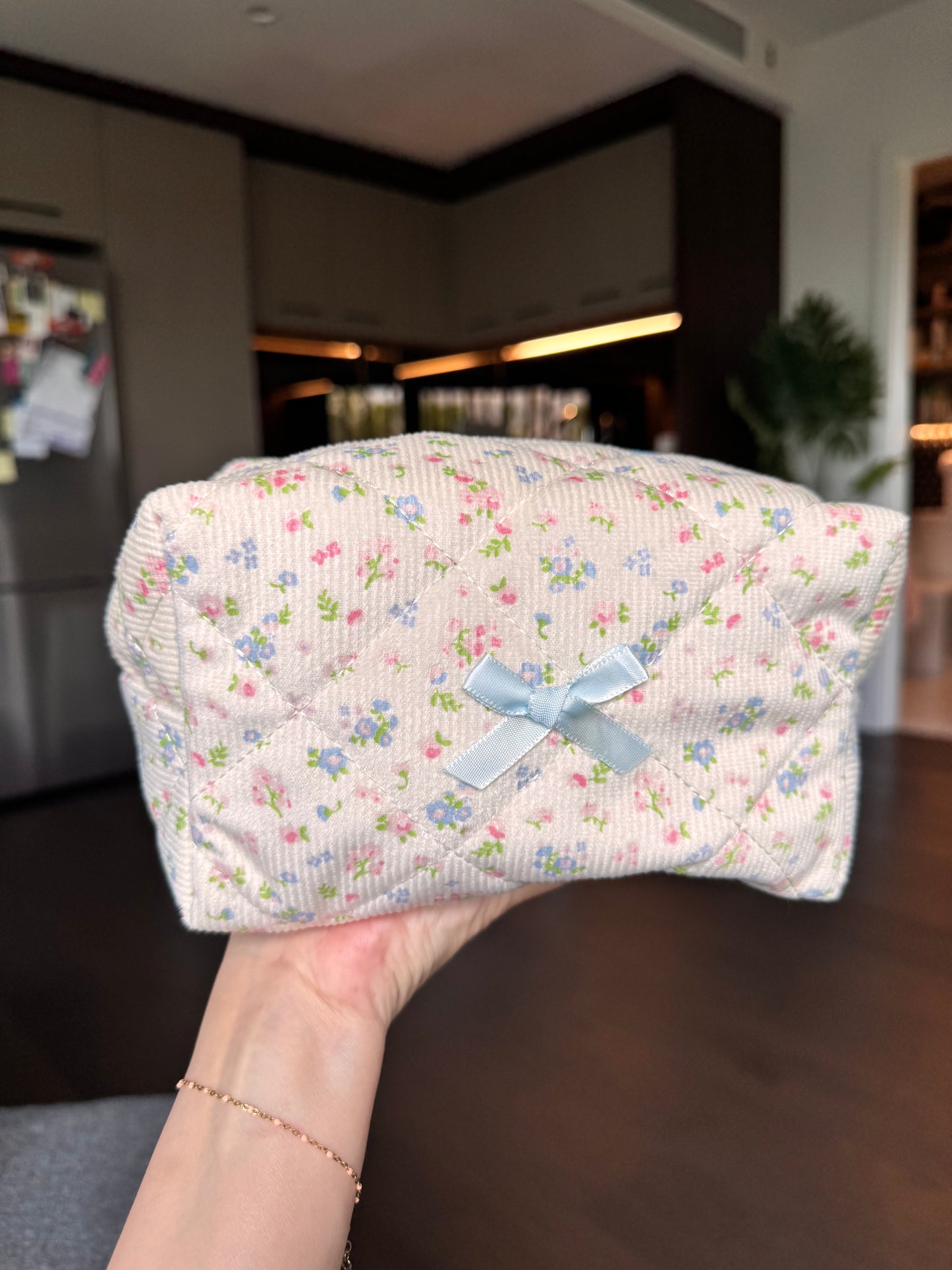 Petal Carry Bag
